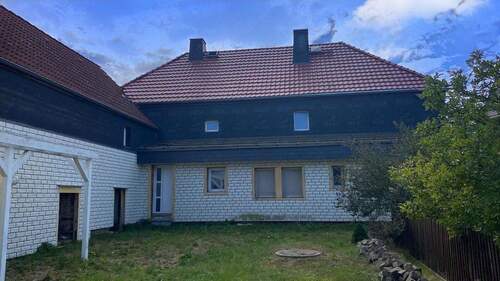 Hofansicht - 1 Zimmer Einfamilienhaus zum Kaufen in Naundorf