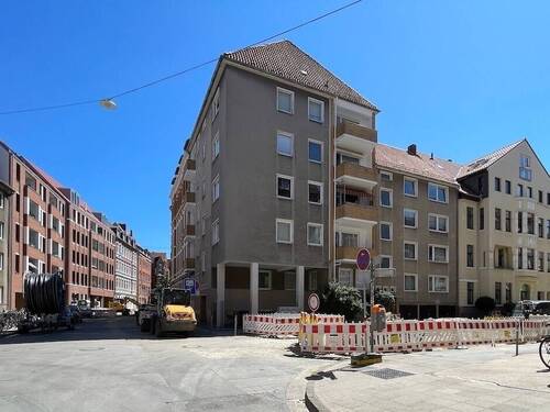 Hausansicht - 3-Zimmer Wohnung mit Balkon in HannoverOststadt