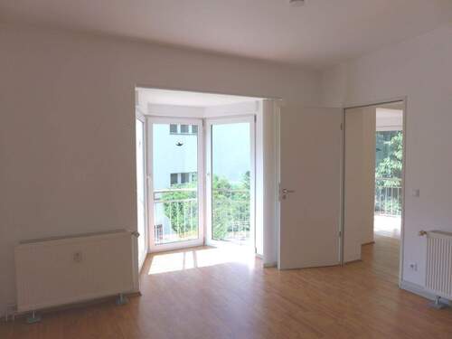 1. OG Blick durch die Räume.JPG - 