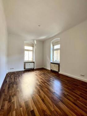 Schlafzimmer/Wohnzimmer - Charmante 2-Zimmer-Wohnung in ruhiger Lage von Dresden-Löbtau