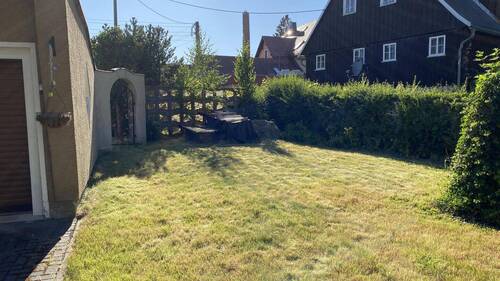 seitlicher Garten - 