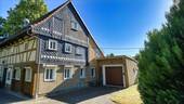 Seitenansicht m. Garage - 