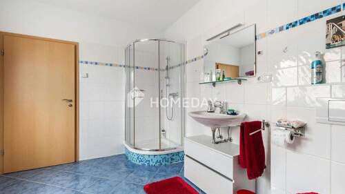 1. OG Badezimmer 2 - 