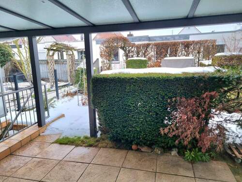 überdachte Terrasse - 