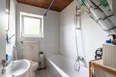 Badezimmer Obergeschoss.jpg - 