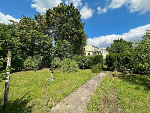 Ansicht nach hinten links - 