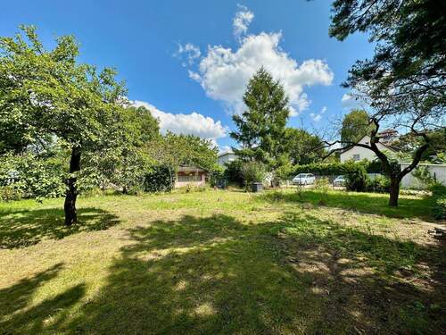 Seitenansicht links vorn - Grundstück zum Kaufen in Berlin