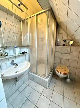 Bad en suite im DG.jpeg - 