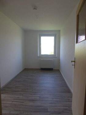 Beispiel Wohnung - Mehrfamilienhaus, Wohnhaus zum Kaufen in Hermsdorf