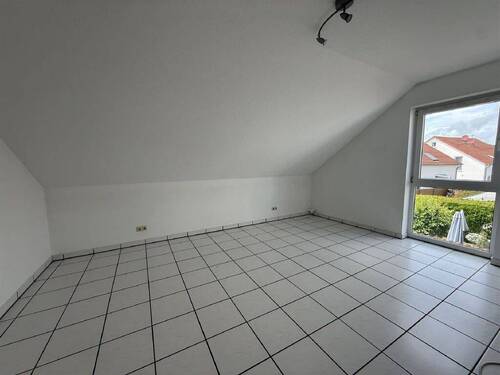 Schlafzimmer - Doppelhaushälfte mit 102,00 m&sup2; in Montabaur zur Miete