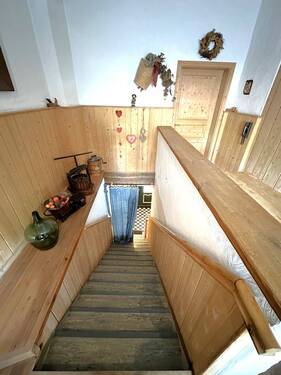 Treppe zur Wohnung - 