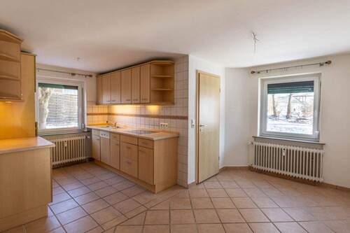 Wohnung 1 - Küche - 7 Zimmer Mehrfamilienhaus, Wohnhaus in Krempel