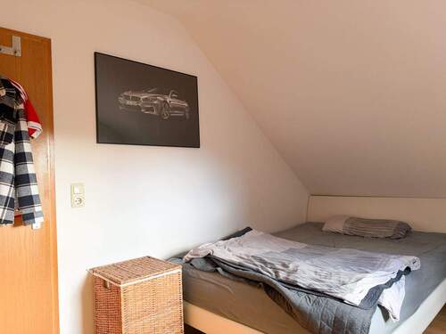 Schlafzimmer - 2 Zimmer Etagenwohnung in Wolfratshausen