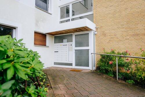 Eingangsbereich - Etagenwohnung mit 80,00 m² in BI-Sennestadt zum Kaufen