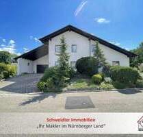 Exklusives Wohnen in Lauf-Rudolfshof - Einfamilienhaus mit über 220 m² Wohnfläche und Doppelgarage