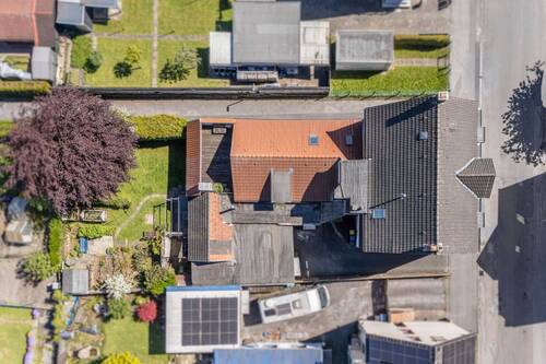 Drohnenaufnahme - 8 Zimmer Mehrfamilienhaus, Wohnhaus zum Kaufen in Dortmund