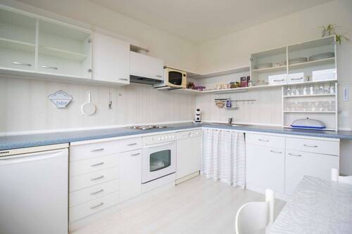 Küche _ - 4 Zimmer Etagenwohnung in Barth