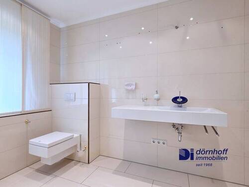 Badezimmer mit Dusche EG - 