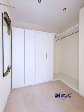 begehbarer Kleiderschrank - 