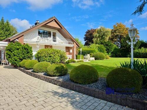 Hausansicht - 7 Zimmer Einfamilienhaus in Herdecke