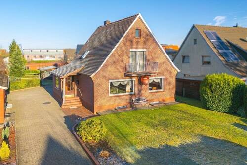 mit 454m² großem Grundstück - 5 Zimmer Einfamilienhaus zum Kaufen in Neu Wulmstorf