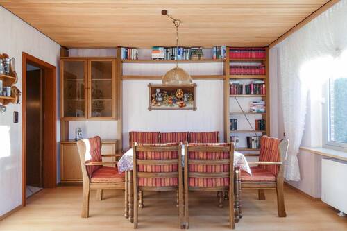 mit anschließendem Esszimmer - 