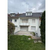 CO Nähe FH und CO2 ** ab sofort ** interessantes RMH mit Balkon & Garten - Coburg