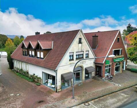 Außenansicht - Wohn- und Geschäftshaus mit viel Entwicklungspotential