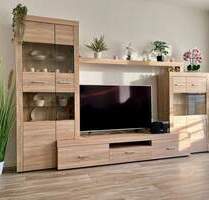 ++ Nachmieter gesucht ++ Möblierte 2 Raum Wohnung - EBK, Aufzug, modernes Bad - Chemnitz / Helbersdorf