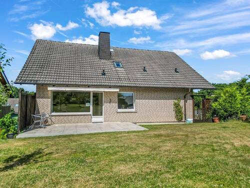 Hausansicht - 5 Zimmer Einfamilienhaus in Borchen