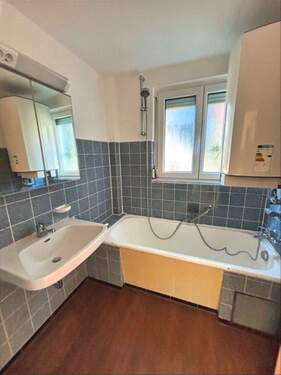 Badezimmer EG Wohnung - 
