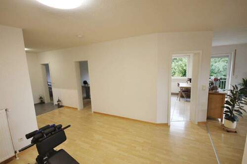 Flur - 3 Zimmer Etagenwohnung zur Miete in Oerlinghausen