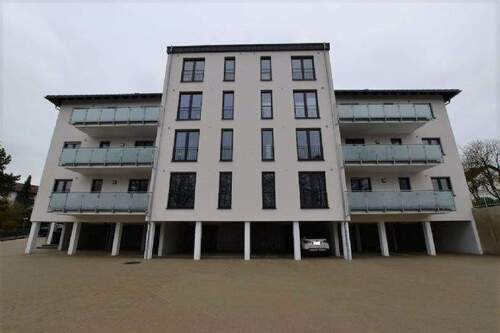 rückwärtige Ansicht, Garagen - 