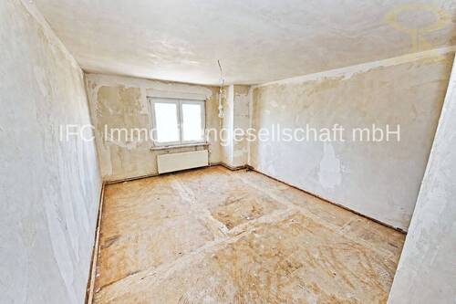großes Zimmer im DG - 