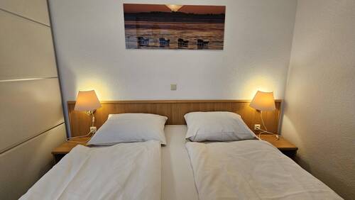 Doppelbett im Schlafbereich - 