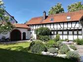 Ansicht Innenhof 2 - 8 Zimmer Einfamilienhaus zum Kaufen in Lautertal-Reichenbach