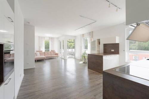 Küche_Essen_Wohnen - 3 Zimmer Etagenwohnung in Uhingen