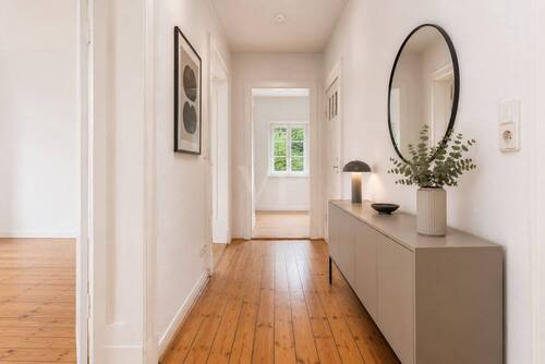 Flur - 3 Zimmer Etagenwohnung in Berlin