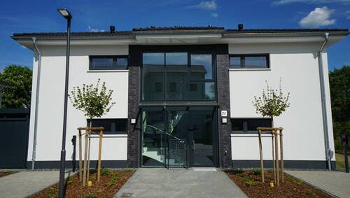 Hausansicht - 2 Zimmer Etagenwohnung zur Miete in Wolfsburg
