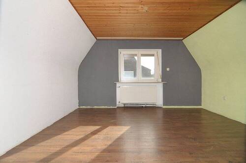 Elternschlafzimmer DG - 