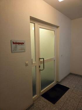 20250804_115035.jpg - 7 Zimmer Büro in Berlin