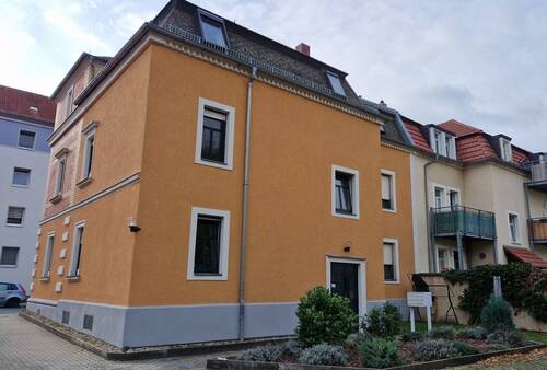 Haus Rückseite - 2 Zimmer Etagenwohnung zur Miete in Freital