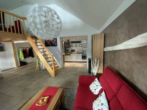 Offen mit zusätzlicher Empore - 2 Zimmer Etagenwohnung zur Miete in Lünen