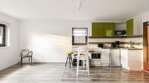 Wohnküche im Souterrain - 7 Zimmer Einfamilienhaus zum Kaufen in Falkensee