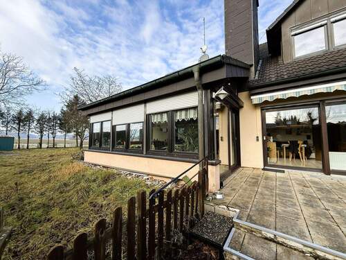 Terrasse und Wintergarten - Mehrfamilienhaus, Wohnhaus mit 239,90 m&sup2; in Heßdorf zum Kaufen