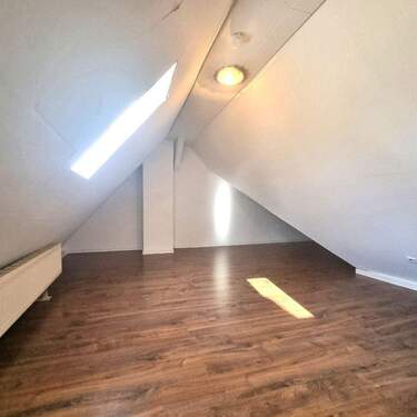 Dachboden ausgebaut - Reihenendhaus mit 77,90 m&sup2; in Gelsenkirchen zum Kaufen