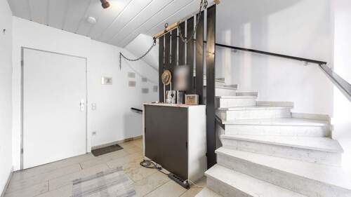 Hauseingang EG - 5 Zimmer Einfamilienhaus in Bissendorf