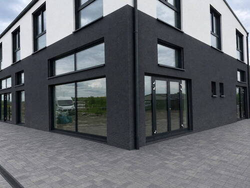 Bild 1 - NEUBAU ** Gewerbe* Versicherung Kosmetik Verkauf Büro mieten