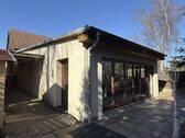 Ansicht Haus Partyraum - 1 Zimmer Einfamilienhaus zum Kaufen in Ottendorf-Okrilla