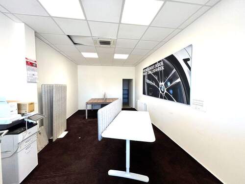 Büro 1 - 